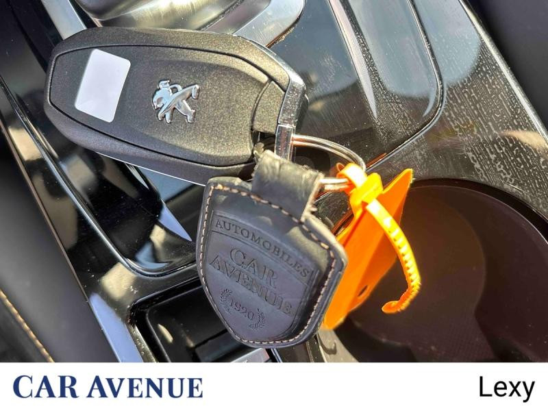 Used PEUGEOT 2008 e-2008 136ch Roadtrip 2022 Gris Artense (M) € 16290 in Longwy