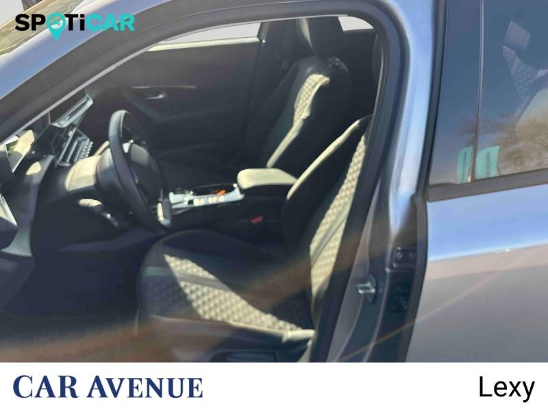 Used PEUGEOT 2008 e-2008 136ch Roadtrip 2022 Gris Artense (M) € 16290 in Longwy