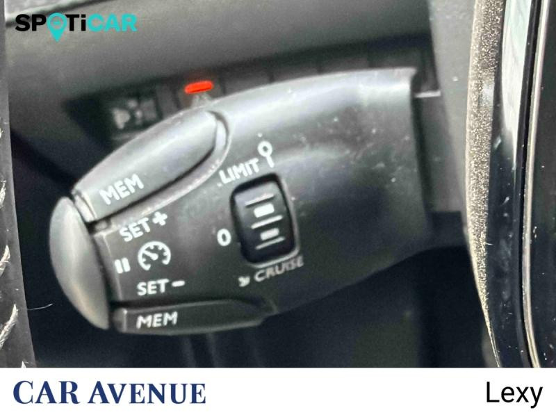 Occasion PEUGEOT 208 1.2 PureTech 100ch S&S Style 118g 2022 Noir Perla Nera (M) 11990 € à Longwy