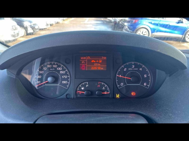 Used PEUGEOT Boxer Fg 333 L2H2 2.2 BlueHDi S&S 140ch Asphalt 2022 Blanc Icy € 26490 in Longwy