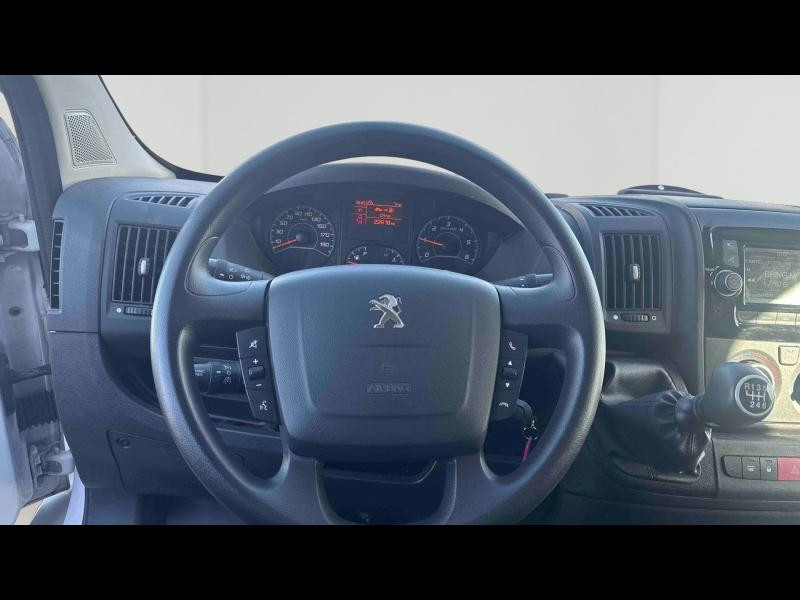 Used PEUGEOT Boxer Fg 333 L2H2 2.2 BlueHDi S&S 140ch Asphalt 2022 Blanc Icy € 26490 in Longwy