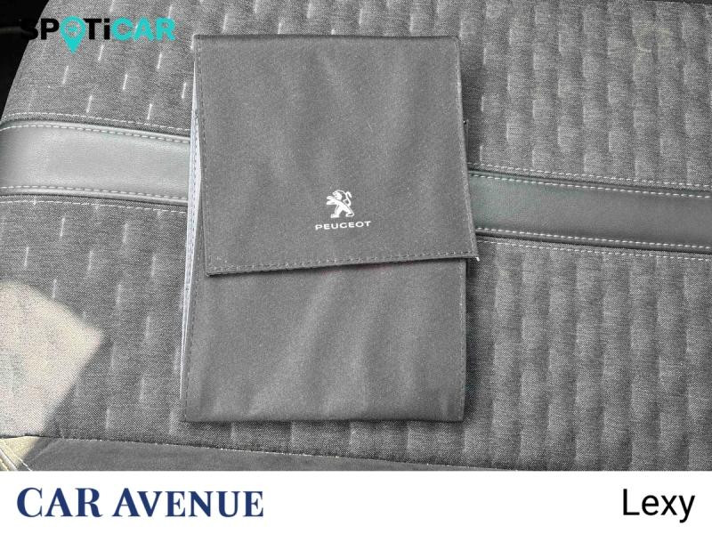 Used PEUGEOT 2008 1.2 PureTech 130ch S&S Roadtrip EAT8 2022 Orange € 17990 in Longwy