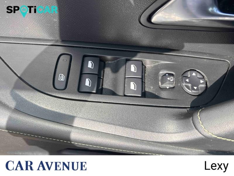 Used PEUGEOT 2008 1.2 PureTech 130ch S&S Allure EAT8 2022 Blanc Nacré (N) € 16990 in Longwy