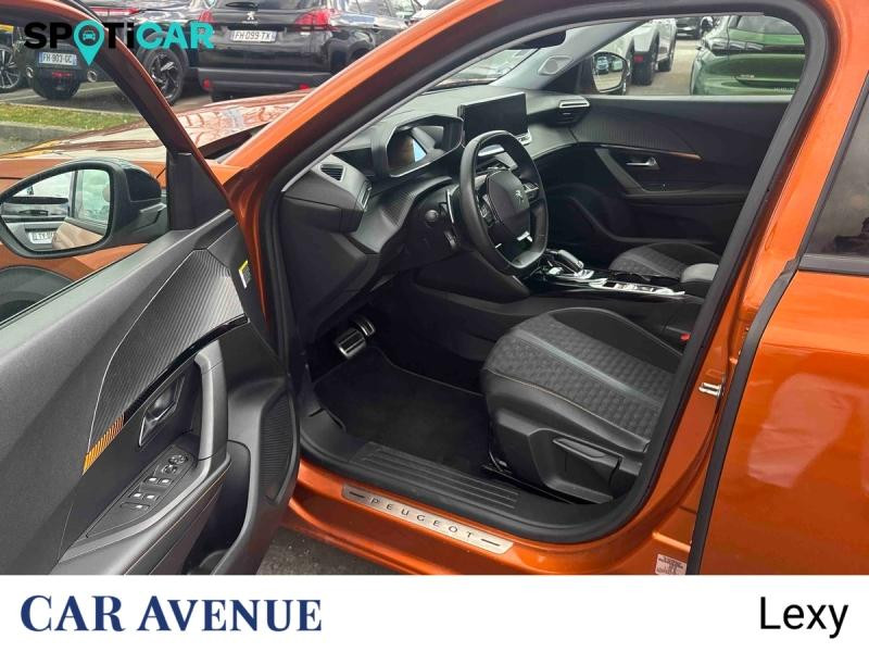 Used PEUGEOT 2008 1.2 PureTech 130ch S&S Roadtrip EAT8 2022 Orange € 17990 in Longwy