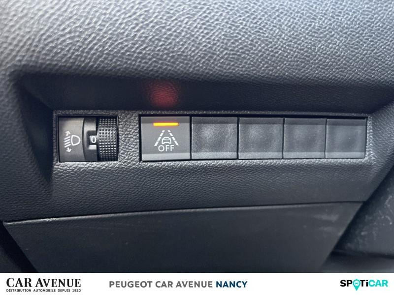 Occasion PEUGEOT 2008 e-2008 136ch Allure 2021 Rouge Elixir (S) 17290 € à Nancy