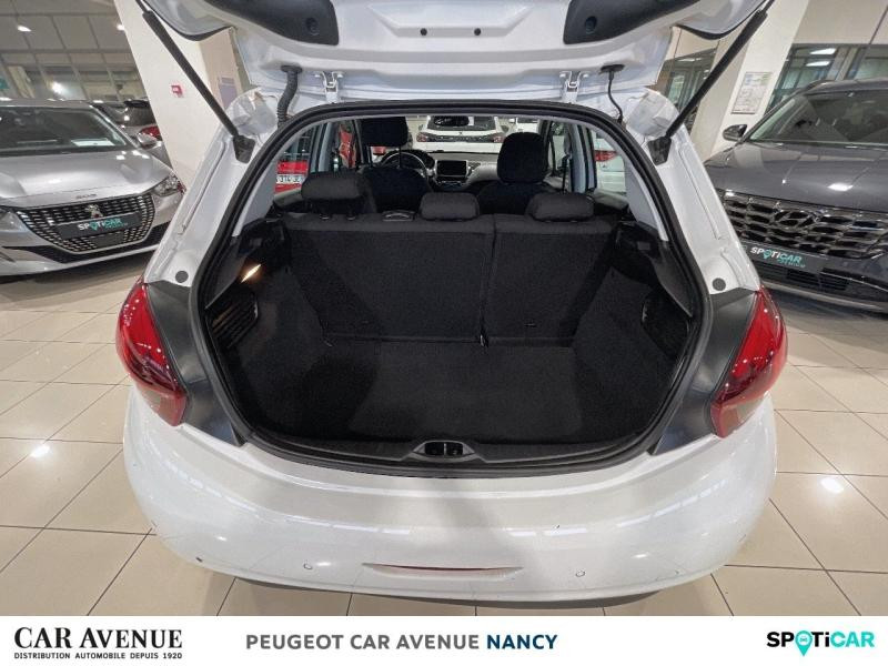 Used PEUGEOT 208 1.2 PureTech 82ch Style 5p 2018 Blanc Banquise € 8990 in Nancy
