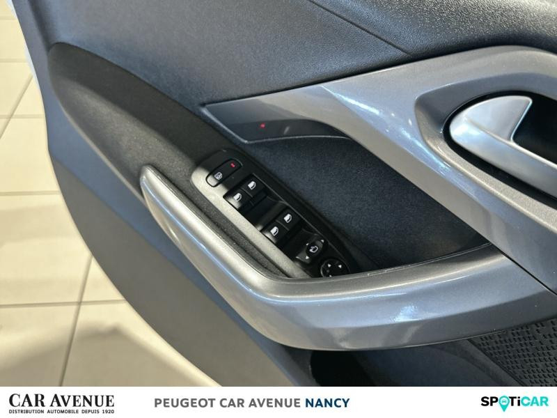 Occasion PEUGEOT 2008 1.2 PureTech 82ch Style 2018 Blanc nacré 9990 € à Nancy