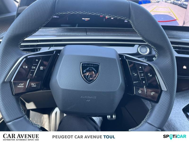 Occasion PEUGEOT 3008 1.2 Hybrid 136ch GT e-DCS6 2025 Noir Perla Nera (M) 42590 € à Nancy