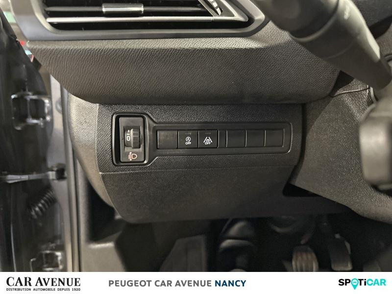 Occasion PEUGEOT 308 1.2 PureTech 110ch E6.c S&S Active Business 2018 Gris Platinium 8490 € à Nancy