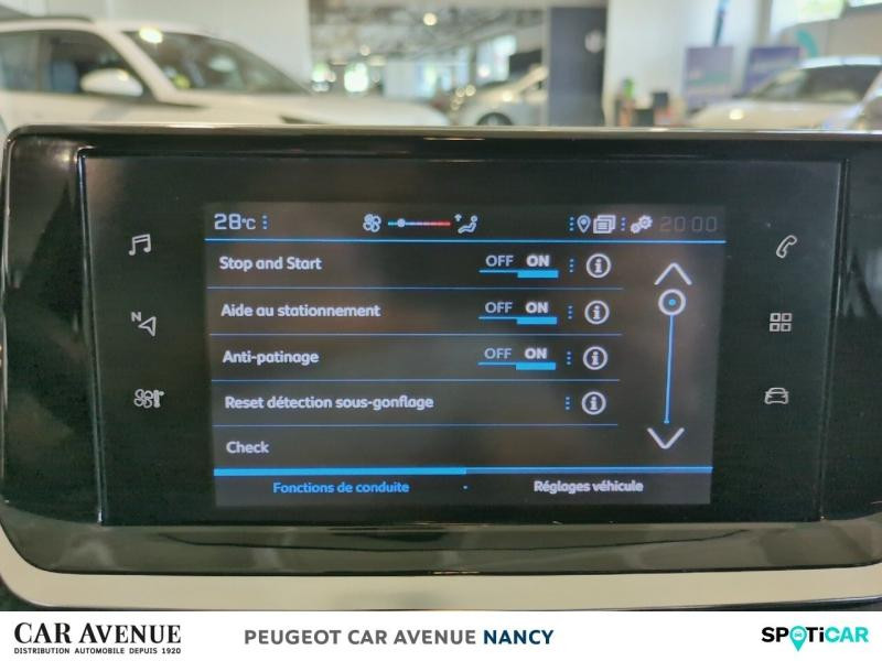 Occasion PEUGEOT 208 1.2 PureTech 100ch S&S Style 118g 2021 Gris Artense (M) 11690 € à Nancy