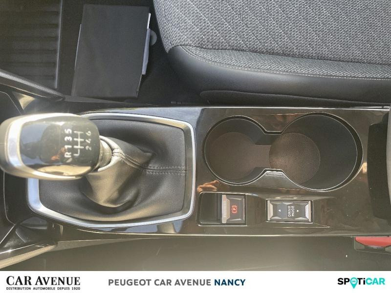 Occasion PEUGEOT 208 1.2 PureTech 100ch S&S Allure 2023 Jaune 13590 € à Nancy