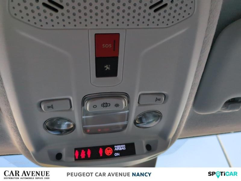 Occasion PEUGEOT 208 e-208 136ch Style 2023 Rouge Elixir (V) 18990 € à Nancy