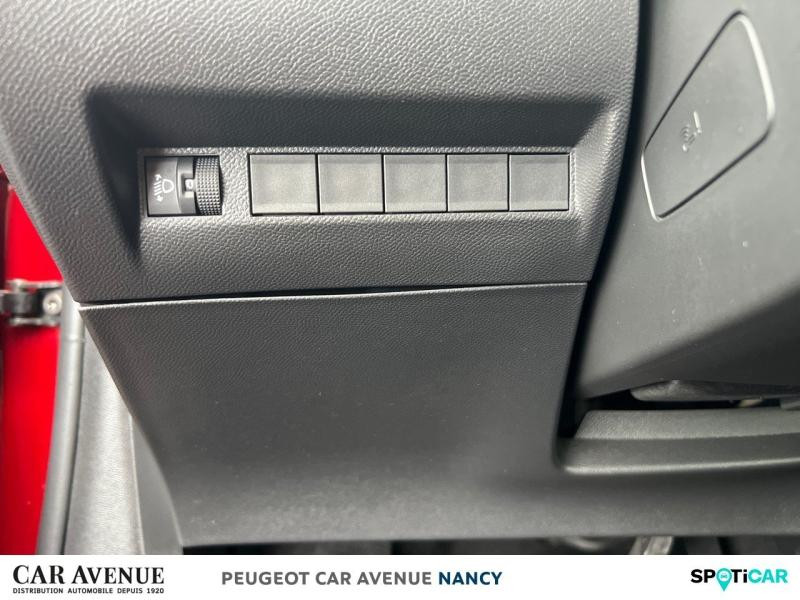 Occasion PEUGEOT 208 1.2 Hybrid 100ch Allure e-DCS6 2024 Rouge Elixir (V) 19890 € à Nancy