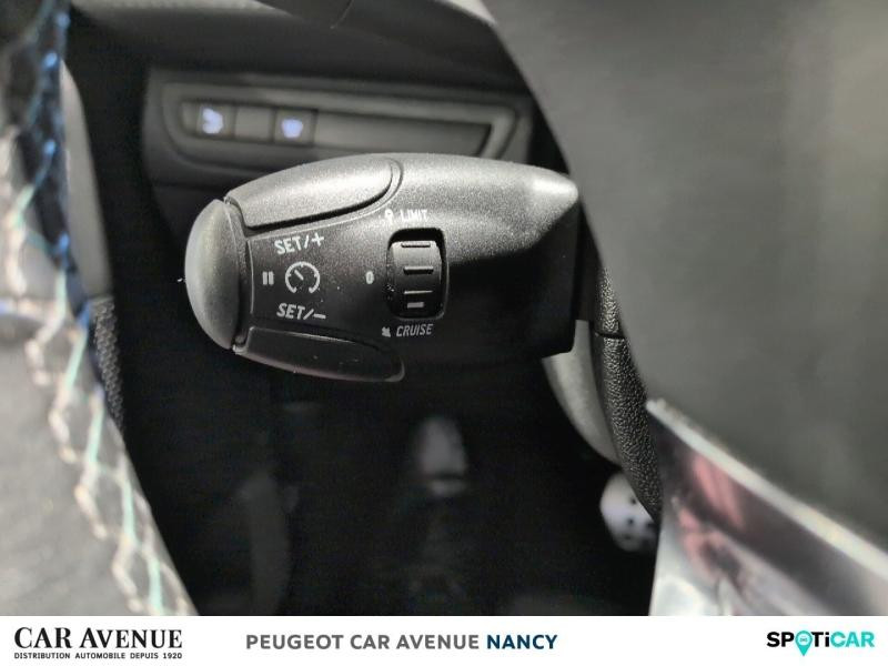 Occasion PEUGEOT 2008 1.2 PureTech 110ch E6.c Crossway S&S EAT6 2018 Rouge Ultimate 11890 € à Nancy