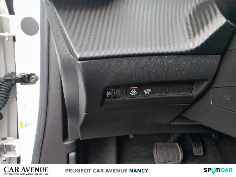 Occasion PEUGEOT 2008 1.2 PureTech 130ch S&S Allure Pack EAT8 2021 Blanc Nacré (N) 15990 € à Nancy