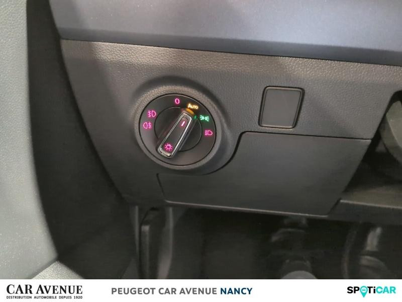 Occasion SEAT Arona 1.6 TDI 95ch Start/Stop Urban Euro6d-T 102g 2019 Blanc Candy/Toit Noir Minuit 14990 € à Nancy