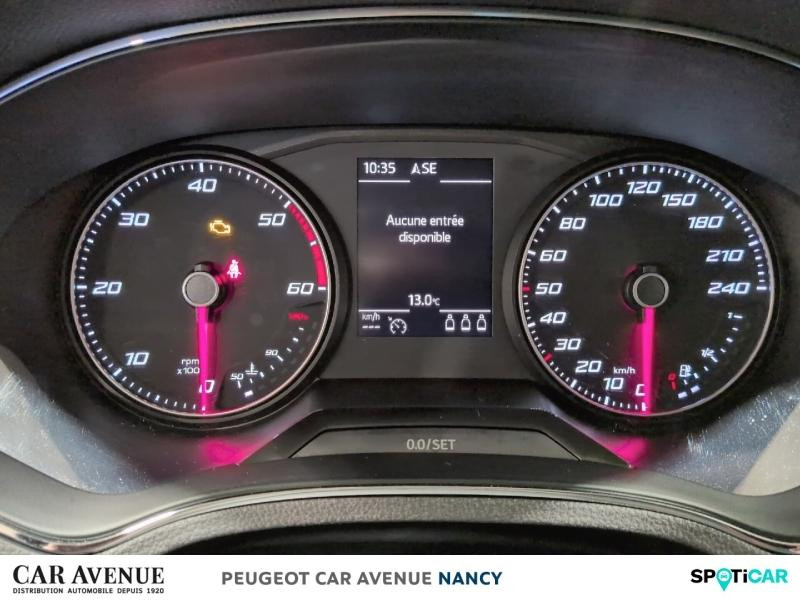 Occasion SEAT Arona 1.6 TDI 95ch Start/Stop Urban Euro6d-T 102g 2019 Blanc Candy/Toit Noir Minuit 14990 € à Nancy