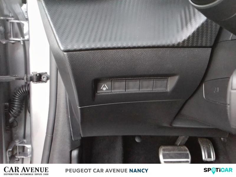Used PEUGEOT 208 1.2 Hybrid 100ch GT e-DCS6 2024 Gris Artense (M) € 21876 in Nancy