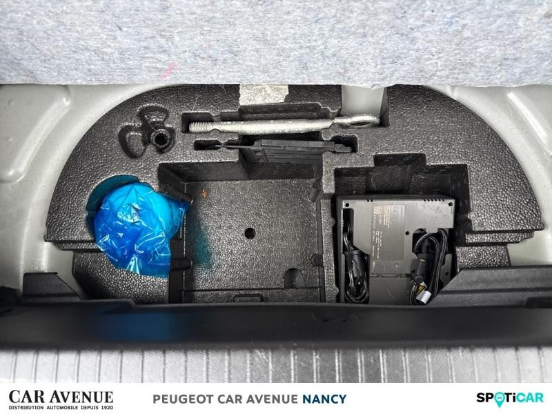 Used PEUGEOT 208 e-208 136ch Active Pack 2022 Blanc Banquise (O) € 16790 in Nancy