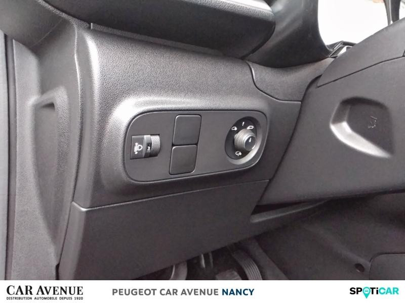 Occasion CITROEN C3 1.2 PureTech 110ch S&S Shine 120-123g 2022 Sable (N) 12390 € à Nancy