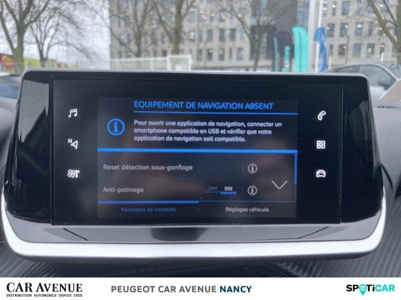 Used PEUGEOT 208 1.2 PureTech 100ch S&S Style EAT8 2020 Blanc Banquise (O) € 14790 in Nancy