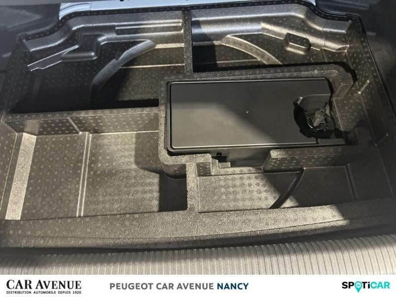 Used PEUGEOT 308 1.2 PureTech 130ch S&S Allure 2024 Blanc Okénite (M) € 20190 in Nancy