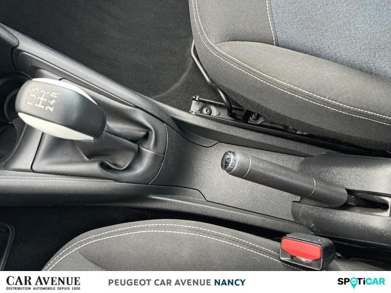 Used PEUGEOT 208 1.2 PureTech 68ch E6.c Like 5p 2018 Blanc Banquise € 7290 in Nancy