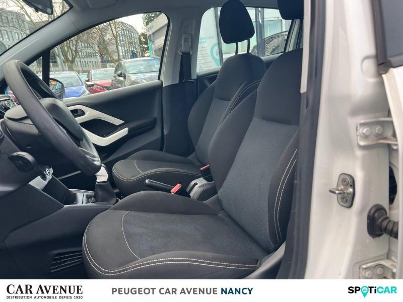 Used PEUGEOT 208 1.2 PureTech 68ch E6.c Like 5p 2018 Blanc Banquise € 7290 in Nancy