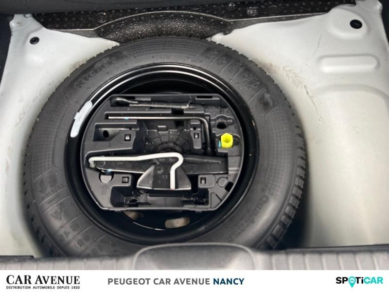 Used PEUGEOT 208 1.2 PureTech 68ch E6.c Like 5p 2018 Blanc Banquise € 7290 in Nancy