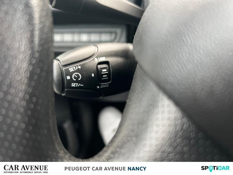 Used PEUGEOT 208 1.2 PureTech 68ch E6.c Like 5p 2018 Blanc Banquise € 7290 in Nancy