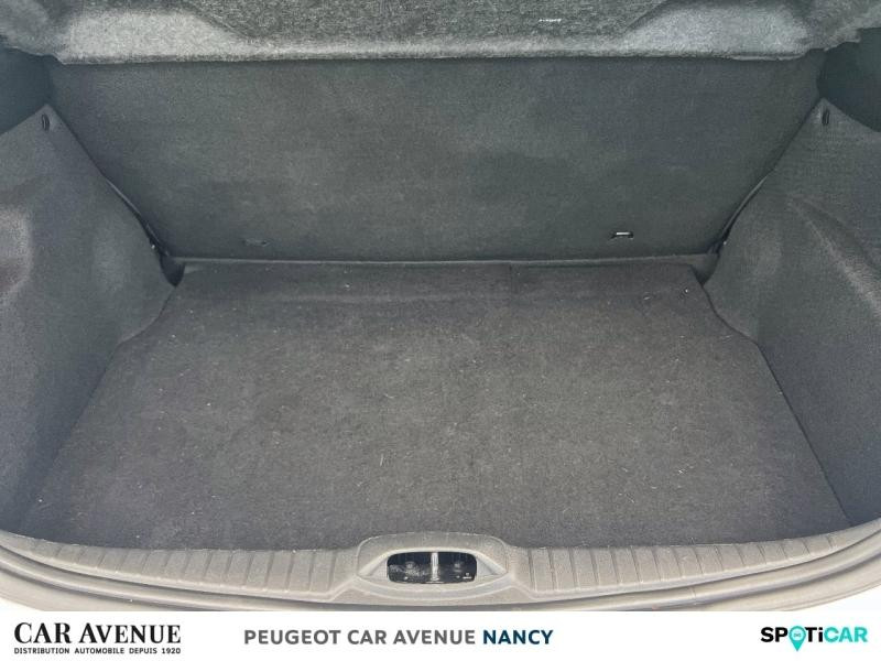 Used PEUGEOT 208 1.2 PureTech 68ch E6.c Like 5p 2018 Blanc Banquise € 7290 in Nancy