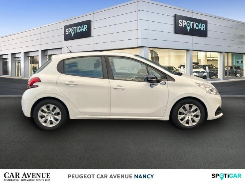 Used PEUGEOT 208 1.2 PureTech 68ch E6.c Like 5p 2018 Blanc Banquise € 7290 in Nancy