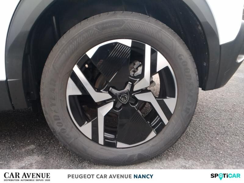 Used PEUGEOT 2008 1.2 100ch S&S Allure 2024 Blanc Okénite (M) € 19790 in Nancy