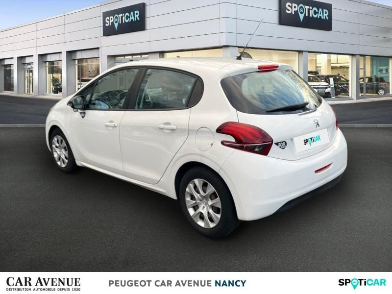 Used PEUGEOT 208 1.2 PureTech 68ch E6.c Like 5p 2018 Blanc Banquise € 7290 in Nancy