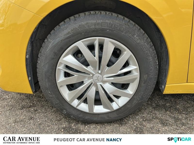 Occasion PEUGEOT 208 1.5 BlueHDi 100ch S&S Active 2023 Jaune 14490 € à Nancy