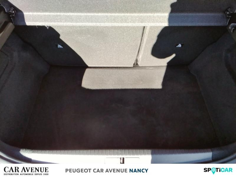 Used PEUGEOT 208 1.2 Hybrid 100ch Allure e-DCS6 2024 Rouge Elixir (V) € 18549 in Nancy