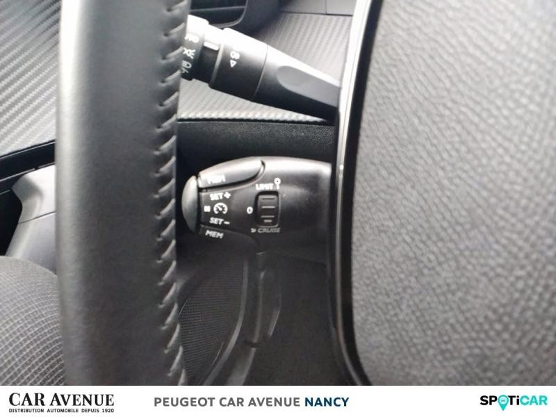 Used PEUGEOT 2008 1.2 100ch S&S Allure 2024 Blanc Okénite (M) € 18168 in Nancy