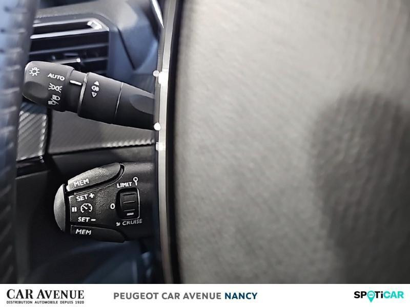 Used PEUGEOT 2008 1.2 100ch S&S Allure 2024 Blanc Okénite (M) € 18870 in Nancy