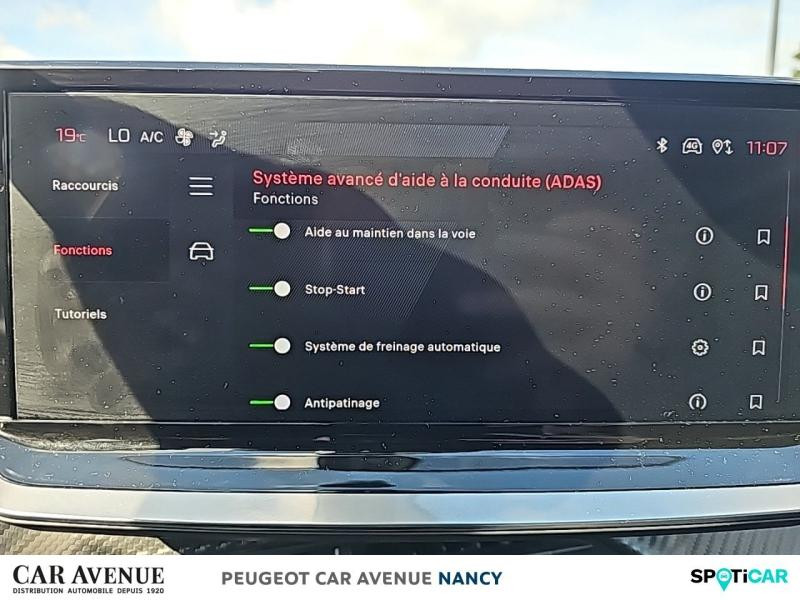 Used PEUGEOT 2008 1.2 PureTech 100ch S&S Allure 2024 Blanc Okénite (M) € 15317 in Nancy