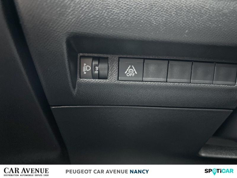 Used PEUGEOT 2008 1.2 PureTech 100ch S&S Allure 2021 Bleu Vertigo (S) € 15199 in Nancy