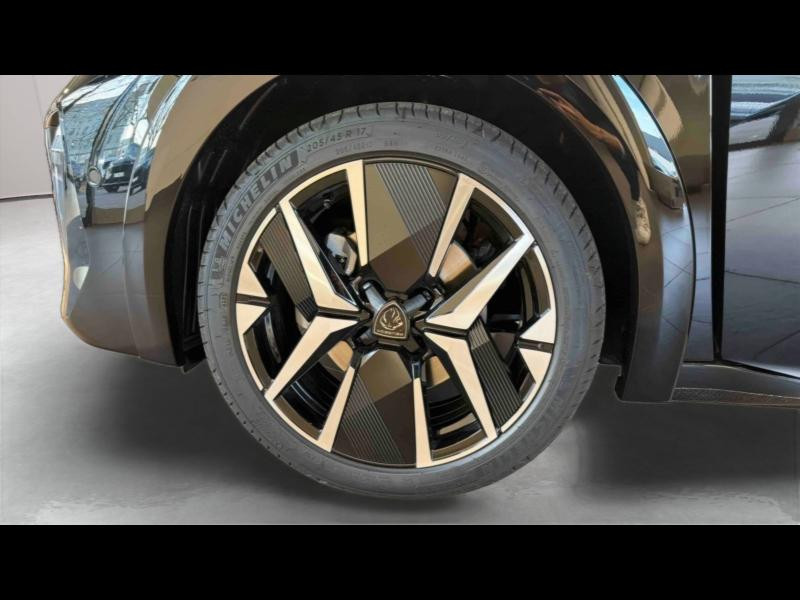 Used PEUGEOT 208 1.2 Hybrid 110ch GT Exclusive e-DCS6 2025 Noir Perla Nera (M) € 26990 in Nancy