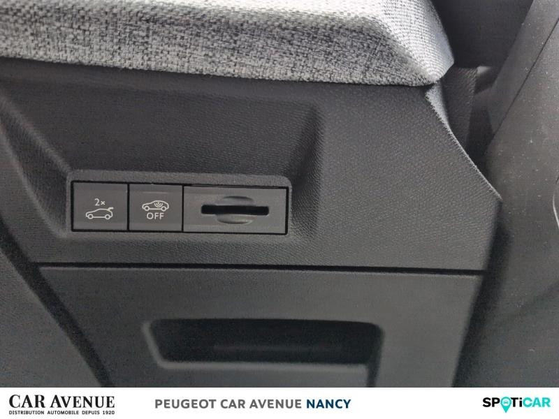 Used PEUGEOT 3008 1.2 Hybrid 136ch GT e-DCS6 2024 Bleu Ingaro (M) € 30490 in Nancy