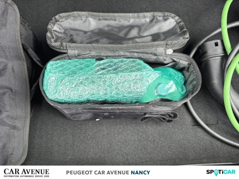 Used PEUGEOT 208 e-208 136ch Active 2020 Jaune Faro € 10924 in Nancy