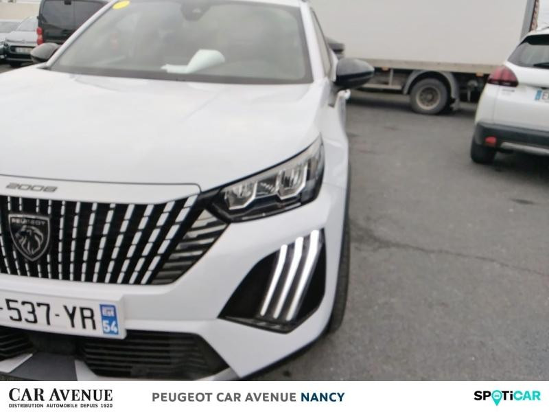 Used PEUGEOT 2008 1.2 100ch S&S Allure 2024 Blanc Okénite (M) € 18168 in Nancy