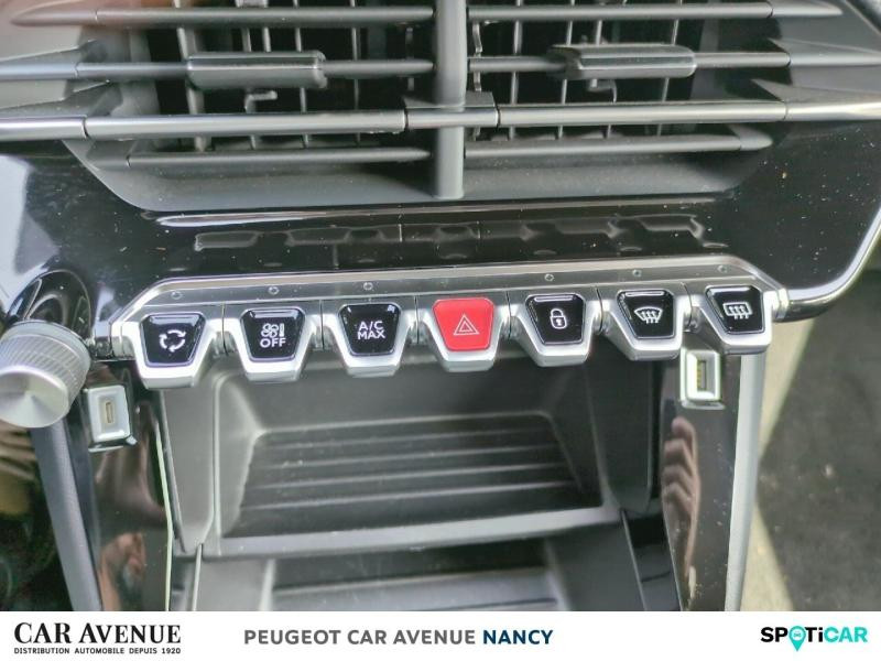 Used PEUGEOT 208 e-208 136ch Style 2023 Rouge Elixir (V) € 17323 in Nancy