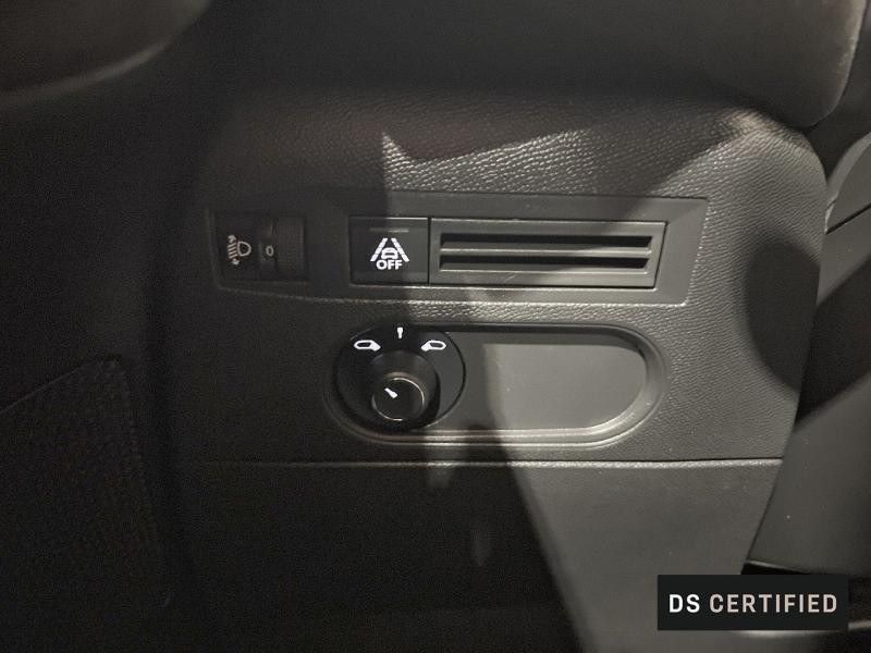 Used DS DS 3 Crossback PureTech 100ch Performance Line 2020 Noir Perla Nera (N) € 14999 in Nancy