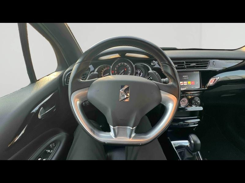 Used DS DS 3 PureTech 110ch Performance Line Automatique 2019 Blanc Nacré (N) - Toit Noir Onyx € 12517 in Nancy