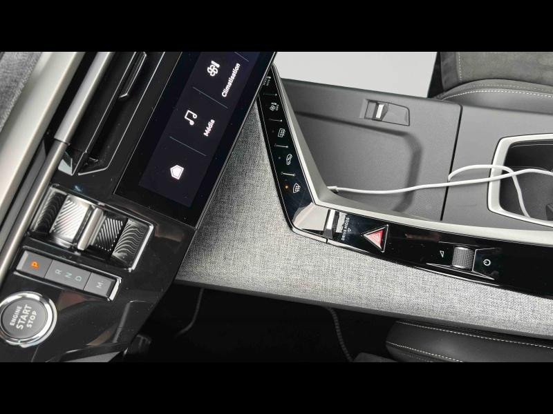 Used PEUGEOT 3008 1.2 Hybrid 136ch GT e-DCS6 2025 Noir Perla Nera (M) € 36989 in Nancy