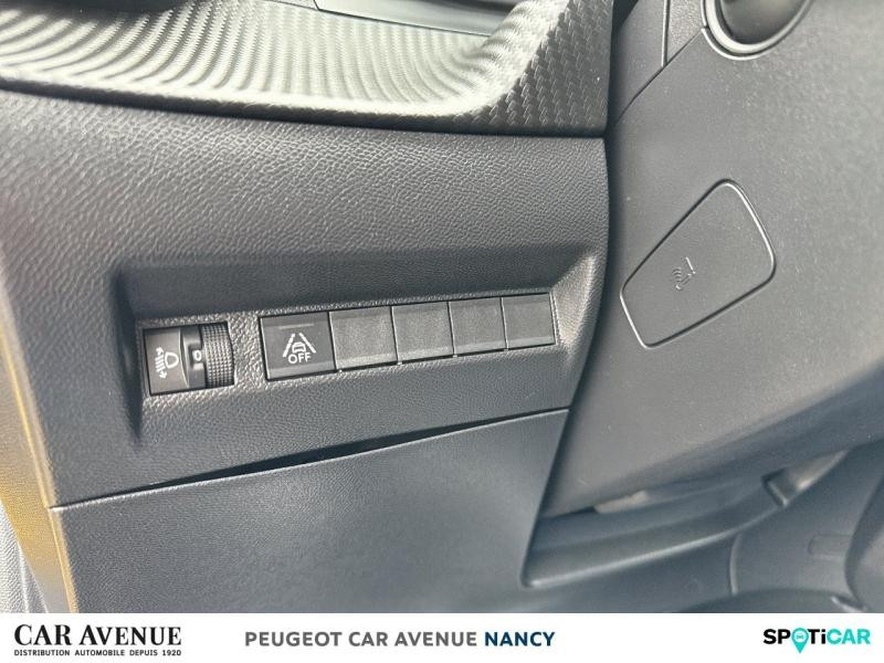 Used PEUGEOT 208 e-208 136ch Active 2020 Jaune Faro € 10924 in Nancy