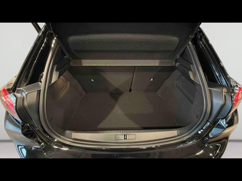 Used PEUGEOT 208 1.2 Hybrid 110ch GT Exclusive e-DCS6 2025 Noir Perla Nera (M) € 26990 in Nancy